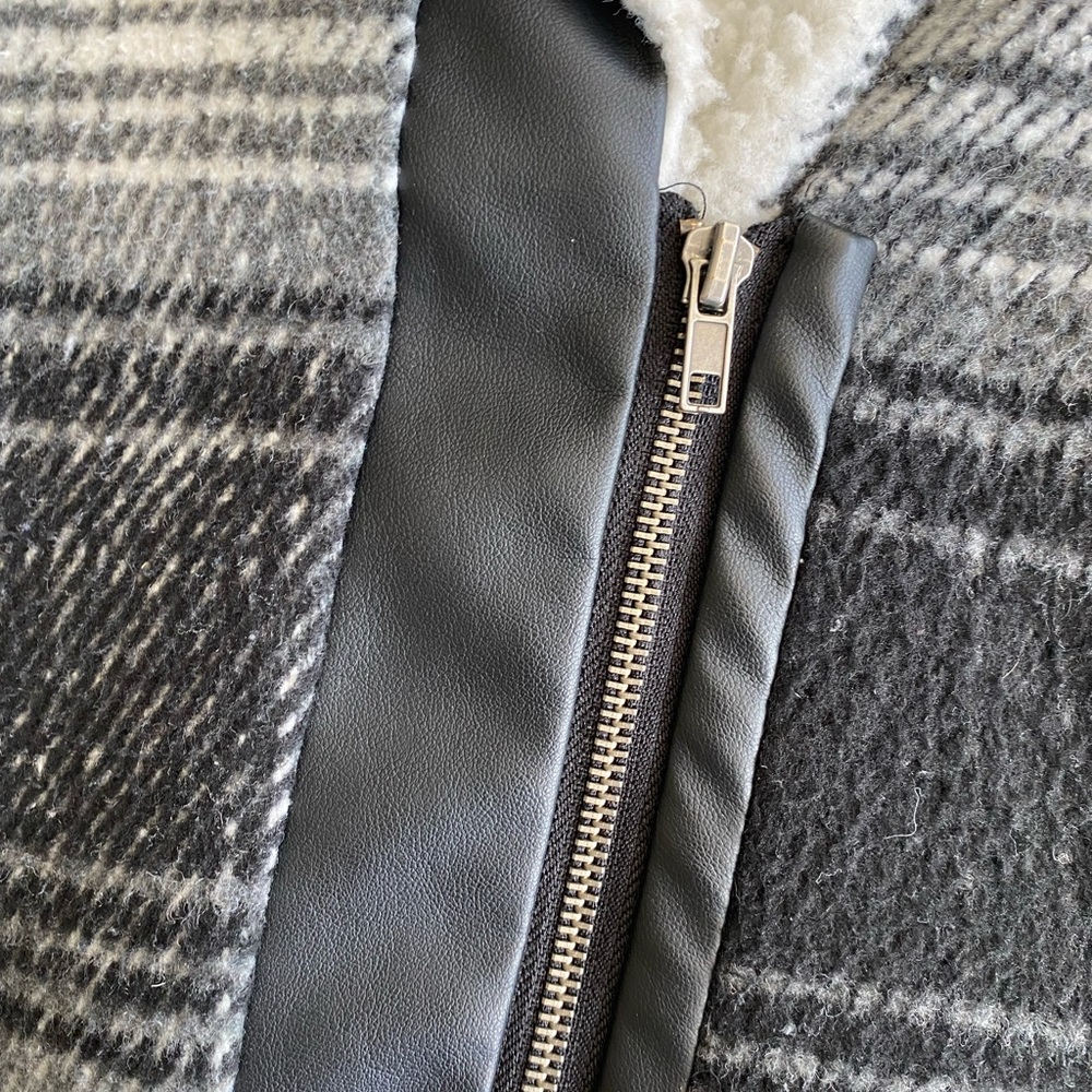Perfect Fall jacket - Picture 3 of 4